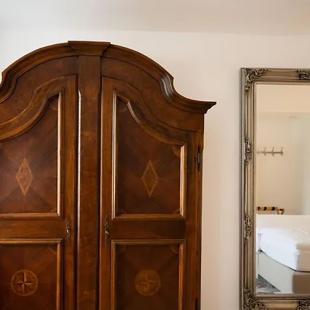 Frühstückspension Smarthotel