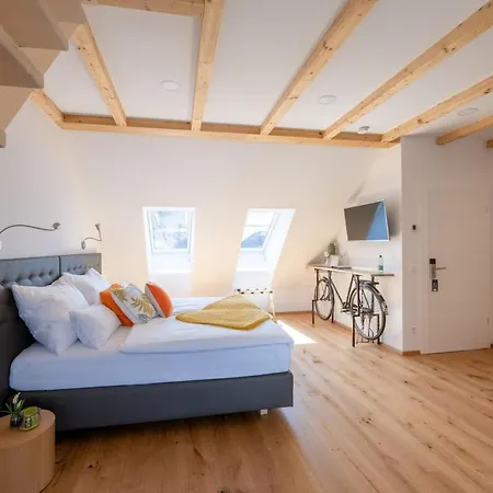 Frühstückspension Smarthotel