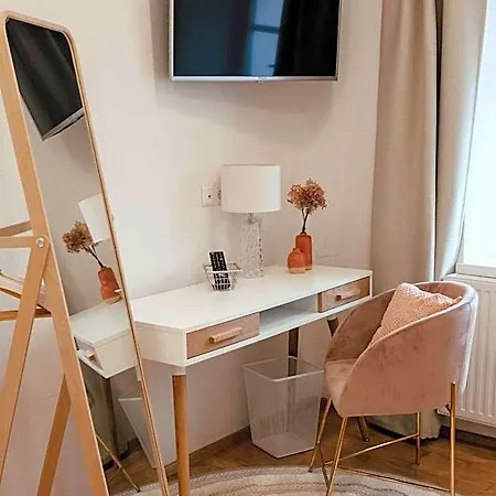 Smarthotel Alojamento de Acomodação e Pequeno-almoço Völkermarkt